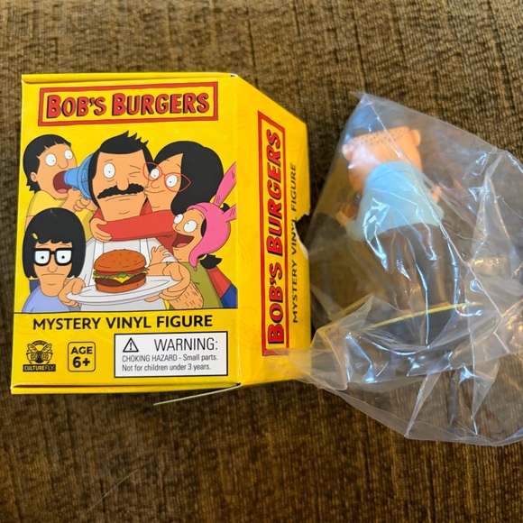 Bob’s Burgers Mystery Vinyl Figure CultureFly Blind box - Teddy - Picture 2 of 2